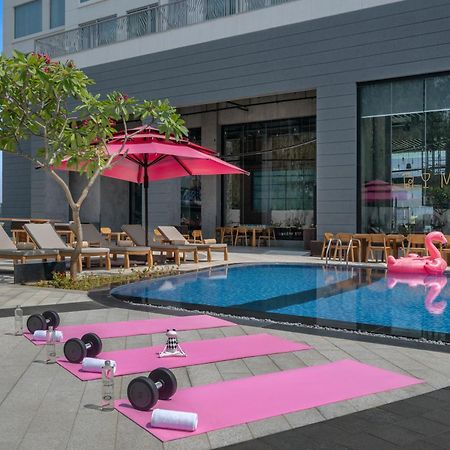 Moxy Bengaluru Airport Prestige Tech Cloud Hotell Devanahalli Exteriör bild