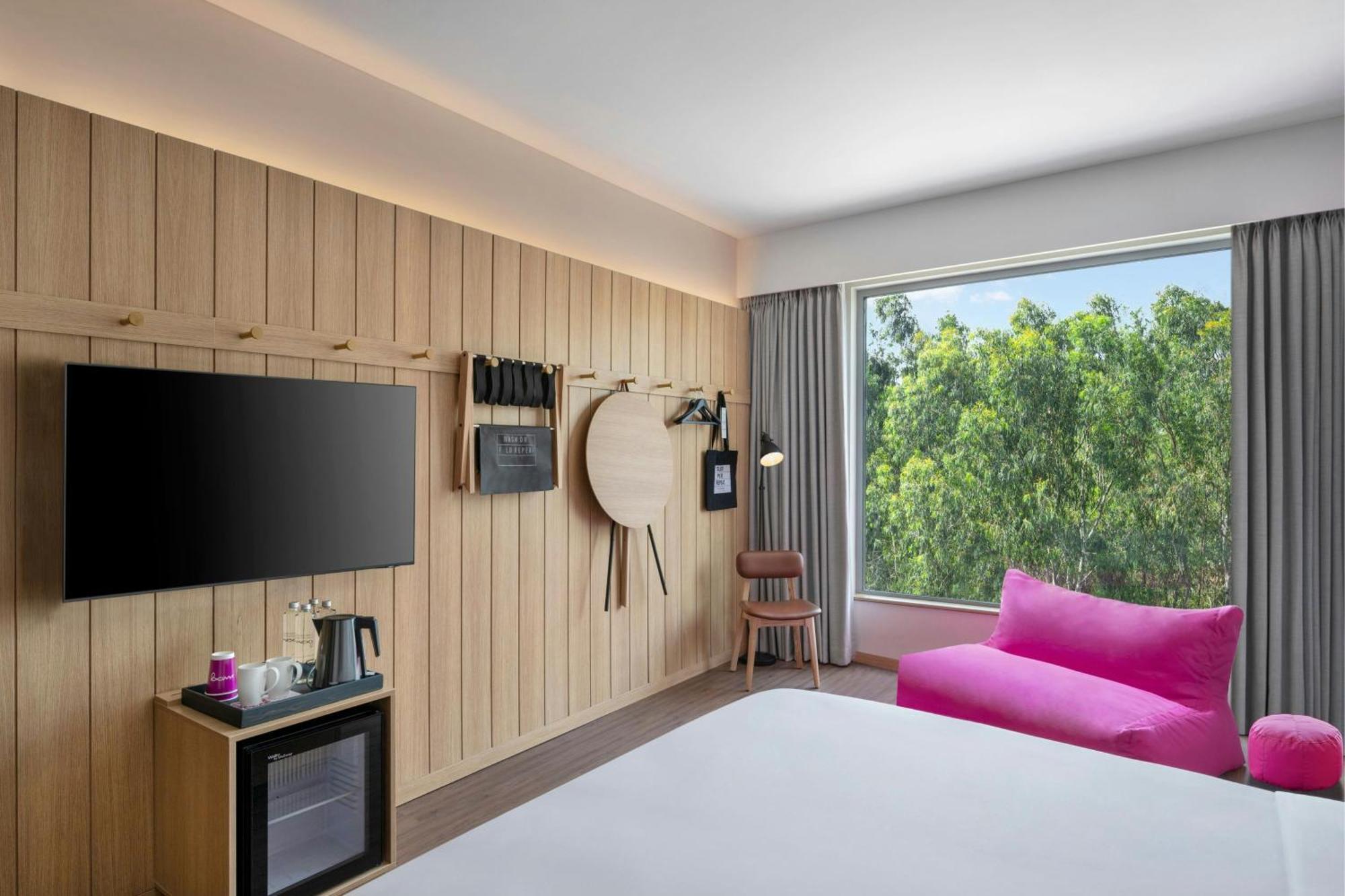 Moxy Bengaluru Airport Prestige Tech Cloud Hotell Devanahalli Exteriör bild