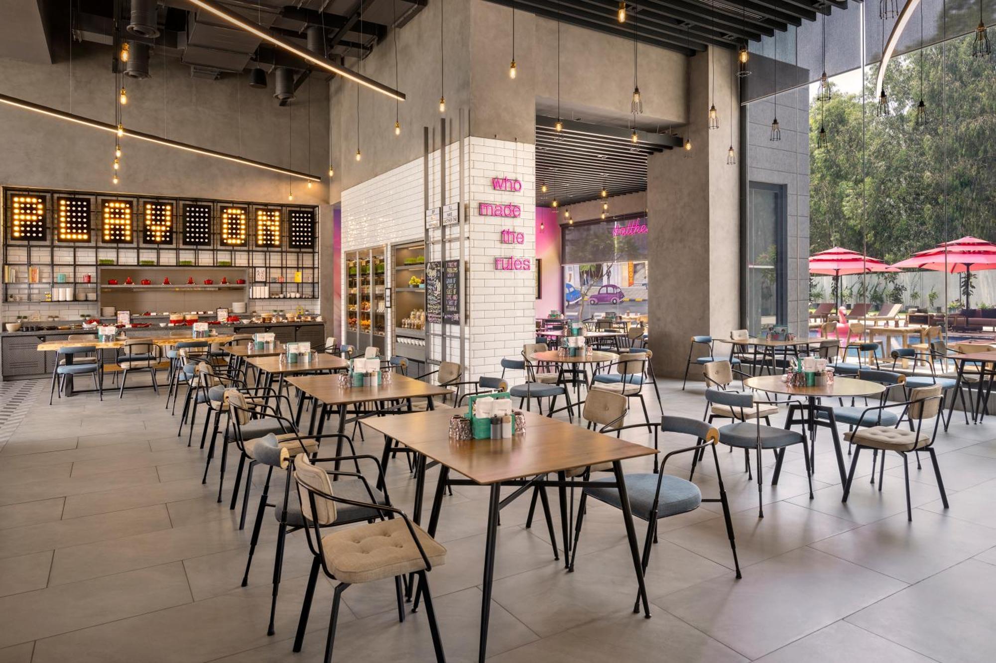 Moxy Bengaluru Airport Prestige Tech Cloud Hotell Devanahalli Exteriör bild