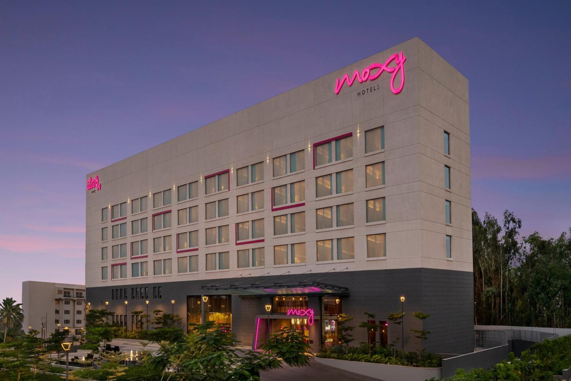 Moxy Bengaluru Airport Prestige Tech Cloud Hotell Devanahalli Exteriör bild