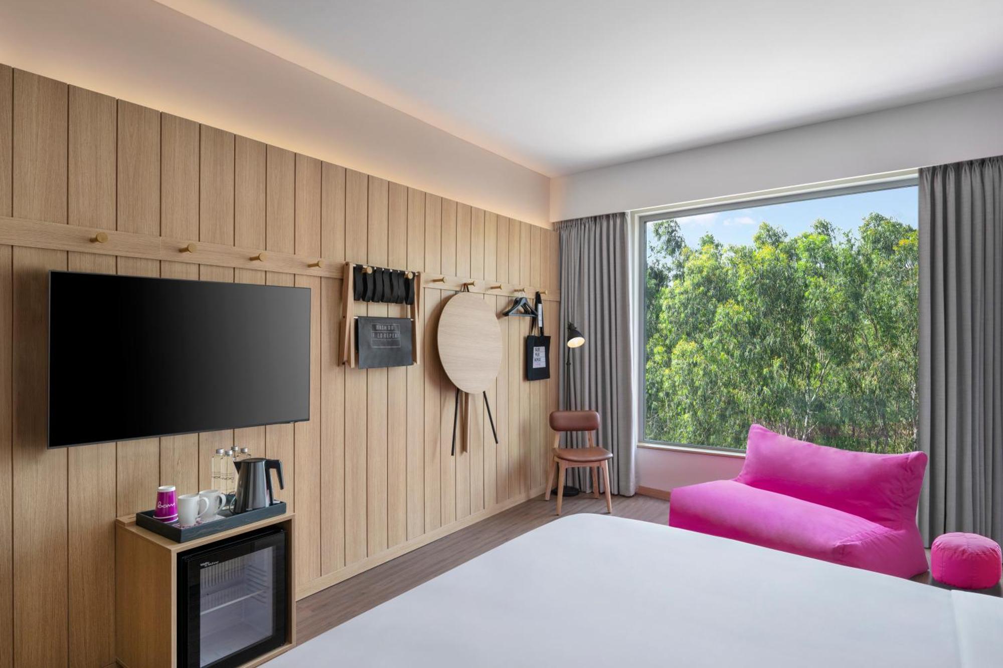 Moxy Bengaluru Airport Prestige Tech Cloud Hotell Devanahalli Exteriör bild