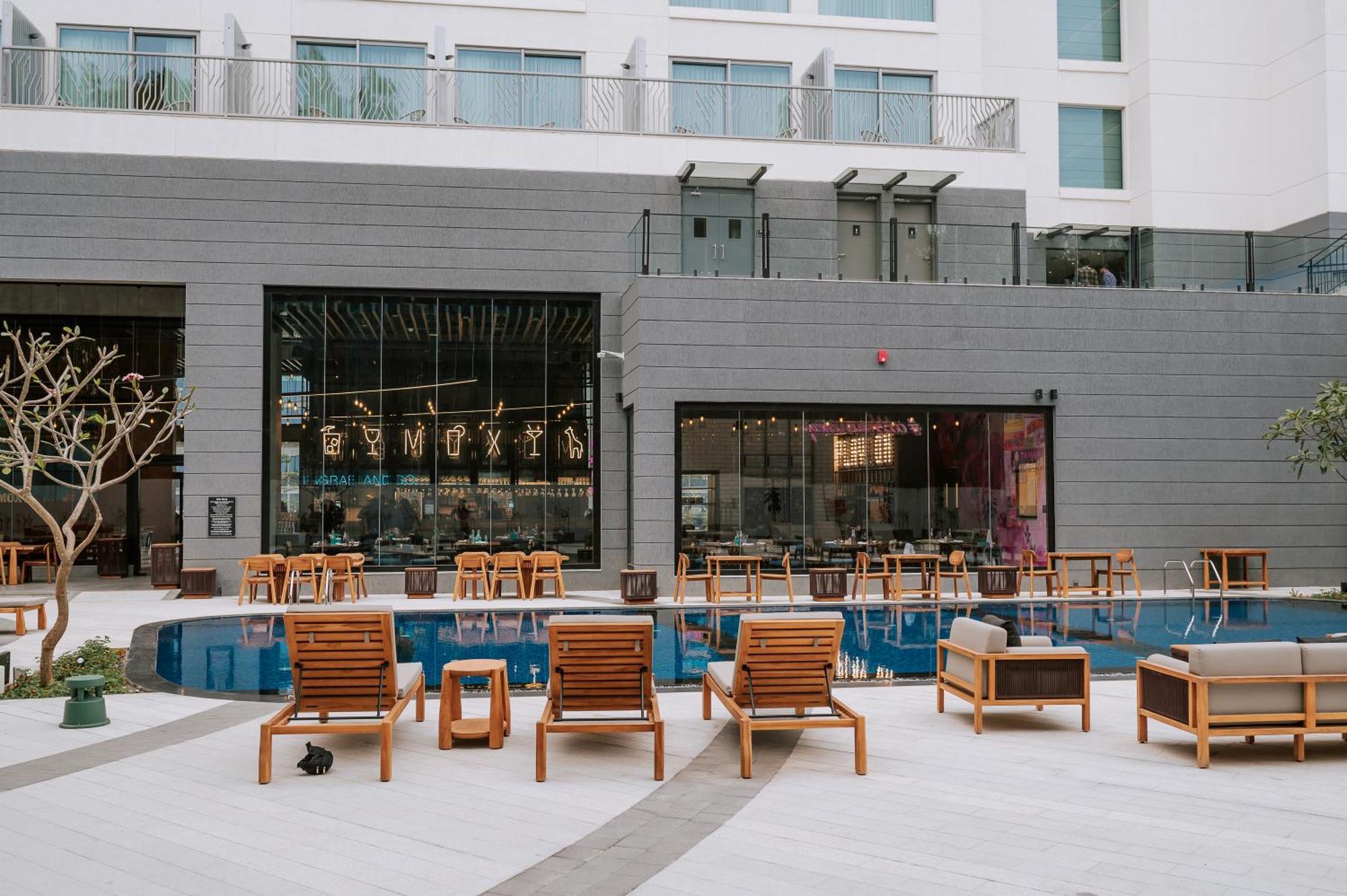 Moxy Bengaluru Airport Prestige Tech Cloud Hotell Devanahalli Exteriör bild